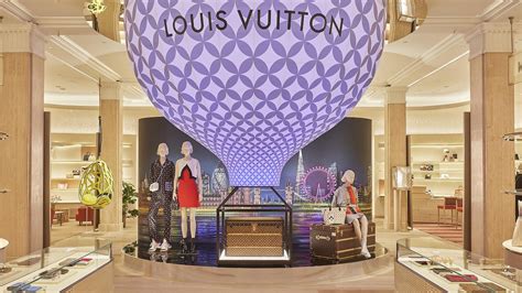 negozio louis vuitton milano orari|louis vuitton italian website.